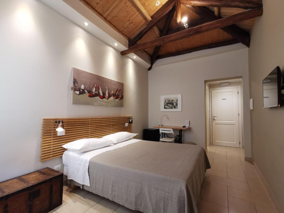 B&B Re Umberto Milazzo Exteriér fotografie
