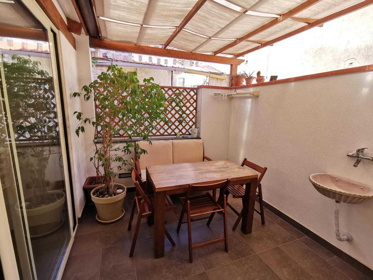 B&B Re Umberto Milazzo Exteriér fotografie