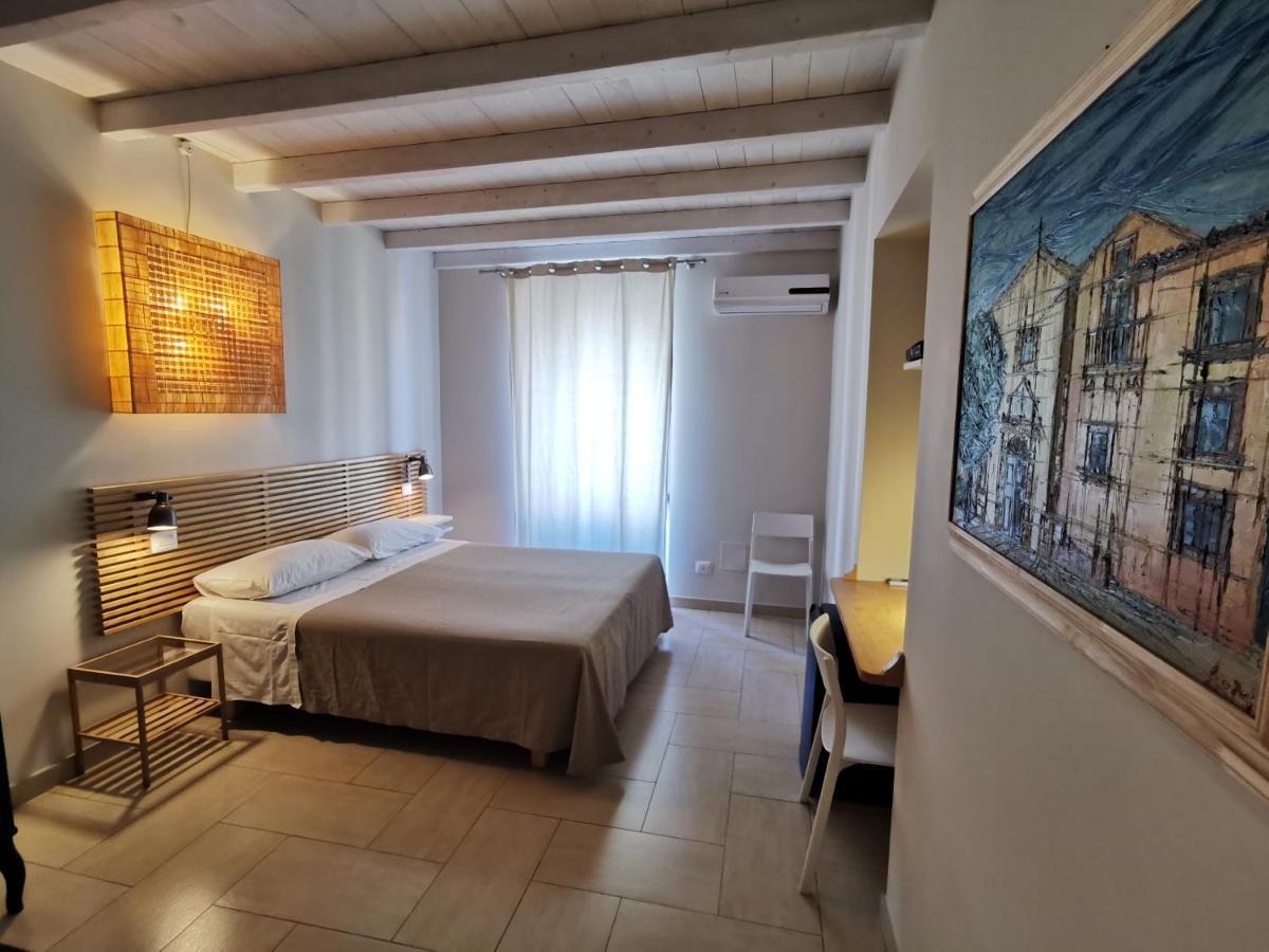 B&B Re Umberto Milazzo Exteriér fotografie