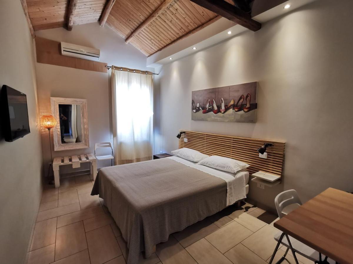 B&B Re Umberto Milazzo Exteriér fotografie